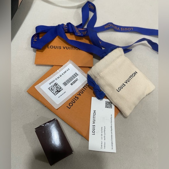 NEW🔥Louis Vuitton Speedy 25 Bandoulière Empreinte Bag - Picture 15 of 15